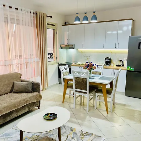 Albis Center Selvia * Tirana