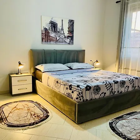 Albis Center Selvia アパート